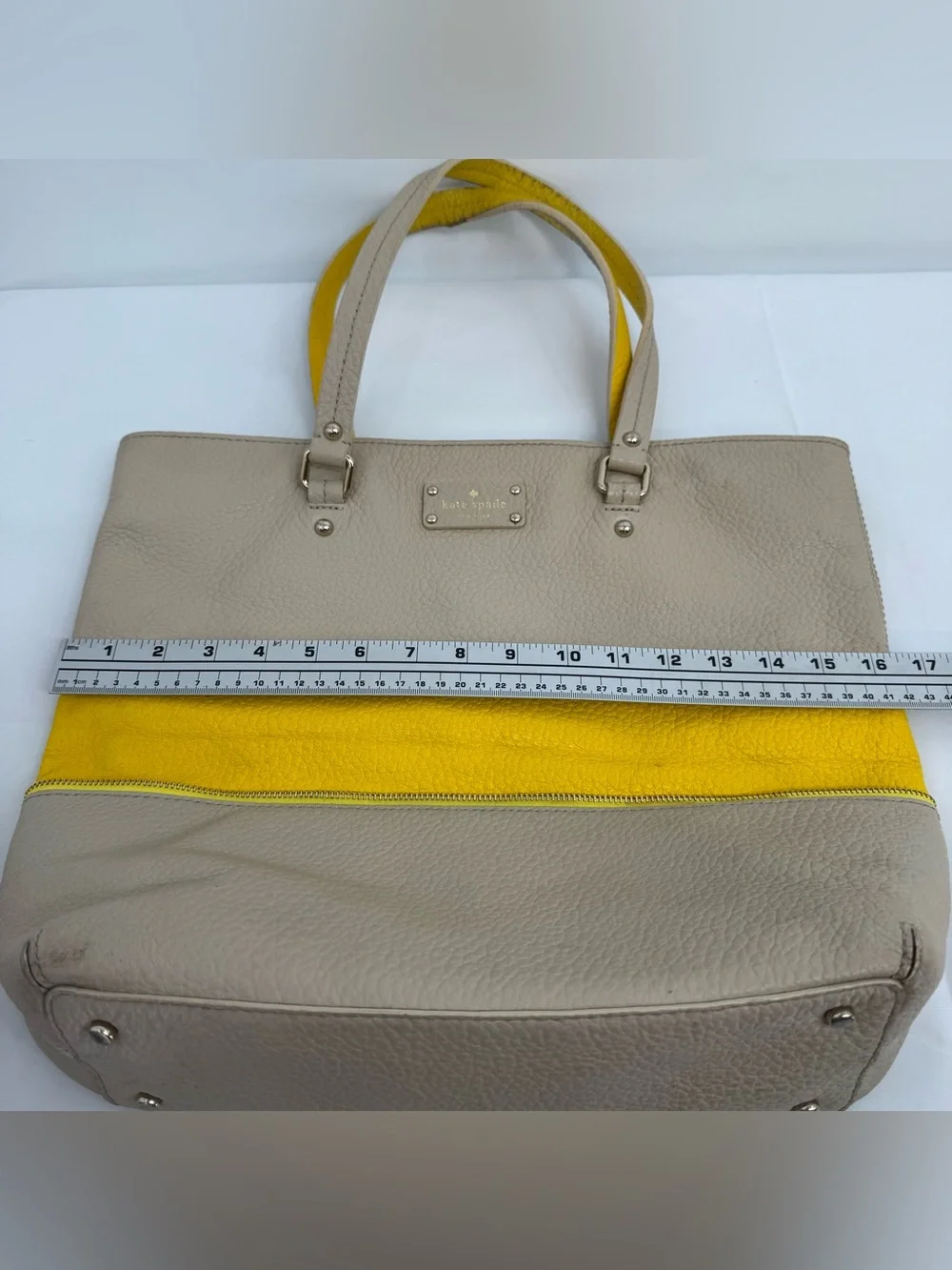 Kate Spade Grove Court Michelle TAN PEARL YELLOW Expandable Leather Large Tote